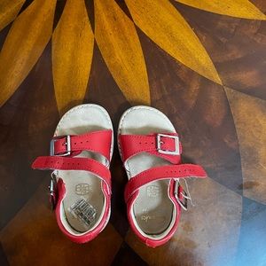 Almost new red summer sandals for 2y girls